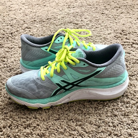 ASICS Women's 33-M Running Shoe - Picture 6 of 8